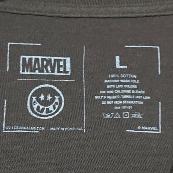 Marvel, Black Panther Wakanda Forever Movie Graphic T-shirt size Large - Picture 3 of 4